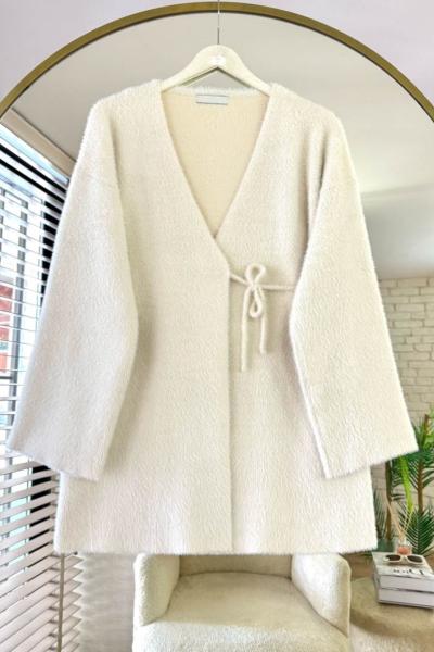 Yandan Bağcıklı Sakallı Triko Hırka Krem