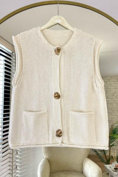 Gold Düğmeli Triko Yelek Krem