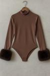 Balıkçı Yaka Kürk Detaylı Body Kahverengi