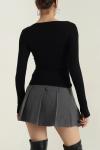 Kayık Yaka Parmak Geçmeli Body Siyah