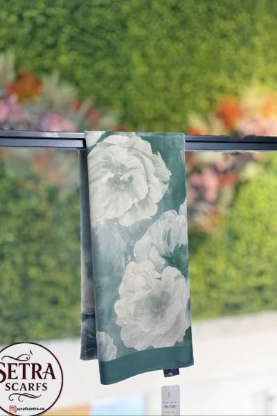 Çiçek Desenli Şal Yeşil