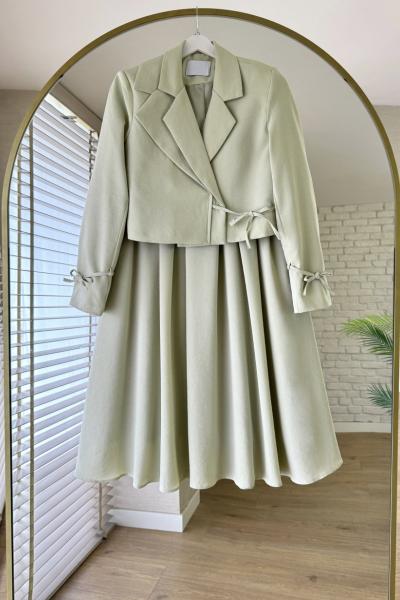 Yaka Detaylı Etekli Takım Yeşil