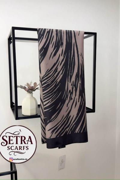 Zebra Desenli Şal Siyah Taş