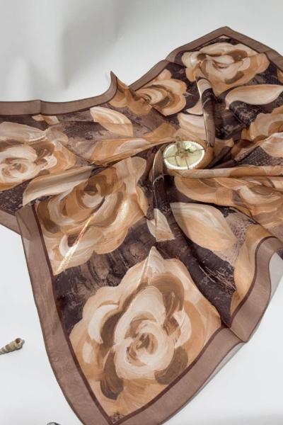 Gül Desenli Kehribar Eşarp Vizon