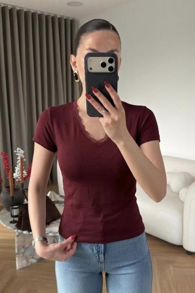 V Yaka Dantelli Tişört Bordo