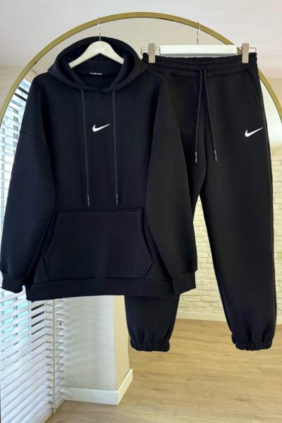 Nk  Üç İplik Takım Siyah