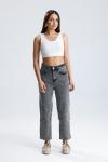 Kesik Paça Mom Jean Kar Yıkama Gri
