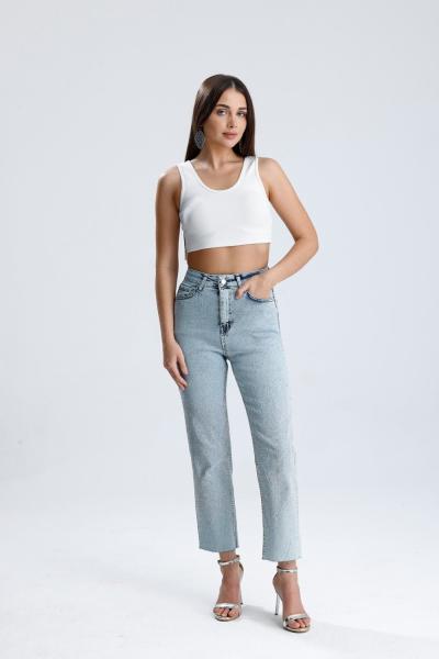 Serpme Taşlı Kesik Paça Mom Jean Kar Yıkama Mavi