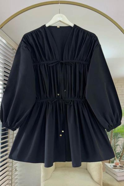 Önü Büzgülü Biyeli Tunik Siyah