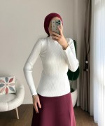 Dik Yaka Fırfırlı Body Ekru
