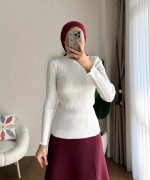 Dik Yaka Fırfırlı Body Ekru