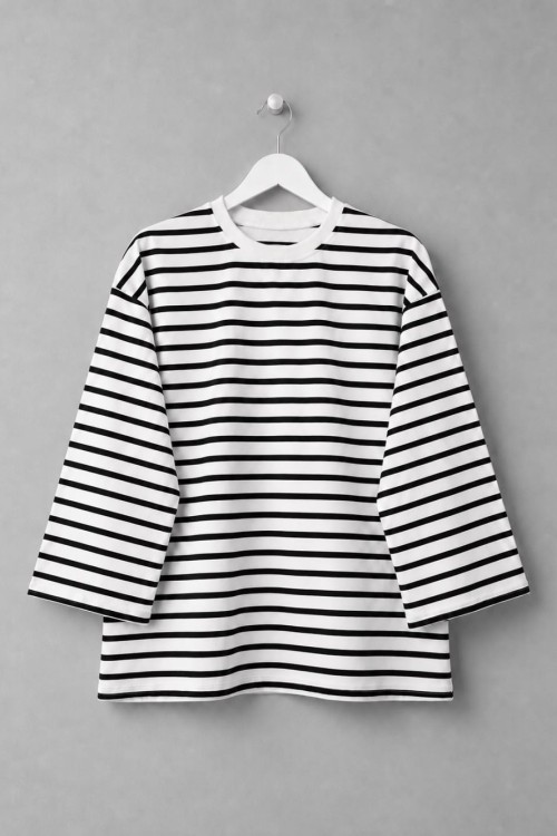 Bisiklet Yaka Çizgili Sweatshirt Siyah
