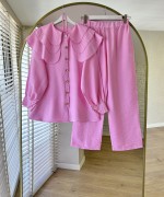 Yaka Detaylı Pantolonlu Takım Pembe