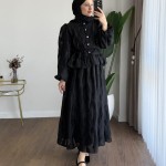 Çiçek Kabartmalı Etekli Takım Siyah