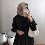 Yaka Detaylı Piliseli Gömlek Siyah