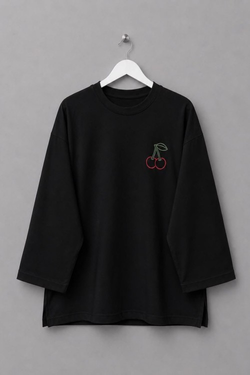 Kiraz Nakışlı Sweatshirt Siyah