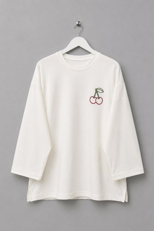 Kiraz Nakışlı Sweatshirt Ekru