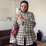 Önü Yırtmaçlı Ekose Bluz Taş